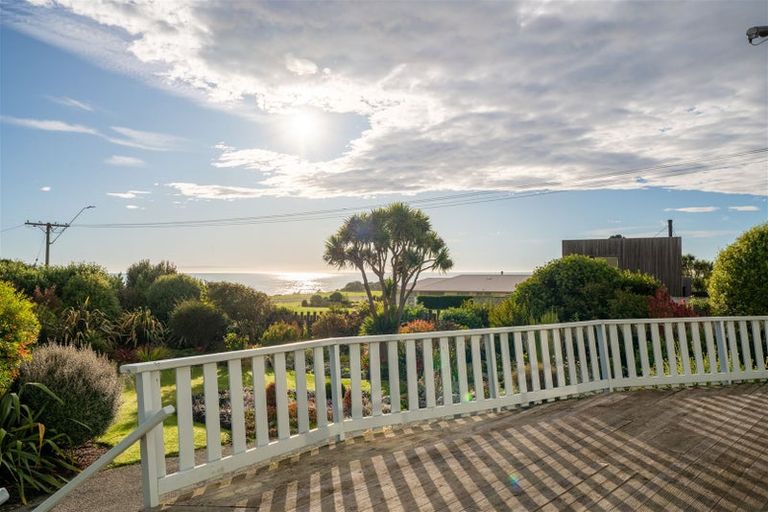 Photo of property in 4 Nasmyth Street, Kakanui, Oamaru, 9495