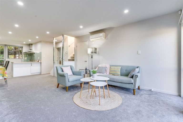 Photo of property in 39a Lyndon Street, Riccarton, Christchurch, 8041