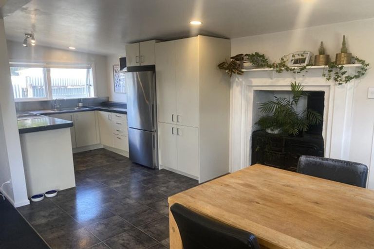 Photo of property in 12a Islington Street, Trentham, Upper Hutt, 5018