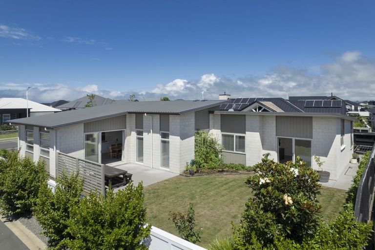 Photo of property in 116 Palm Springs Boulevard, Papamoa Beach, Papamoa, 3118