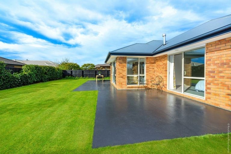 Photo of property in 12 Catkins Lane, Mairehau, Christchurch, 8052