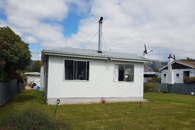 Photo of property in 58 Wilkin Street, Waimate, 7924