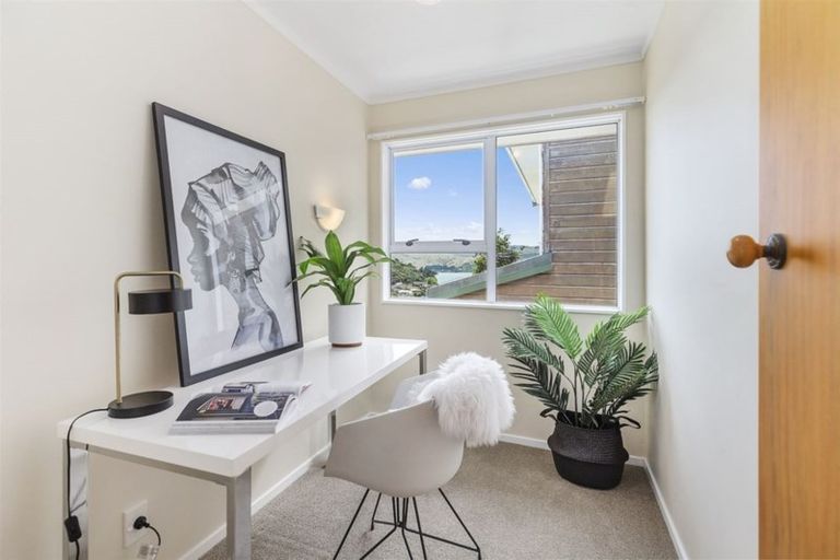 Photo of property in 5/2 The Top Gallant, Whitby, Porirua, 5024