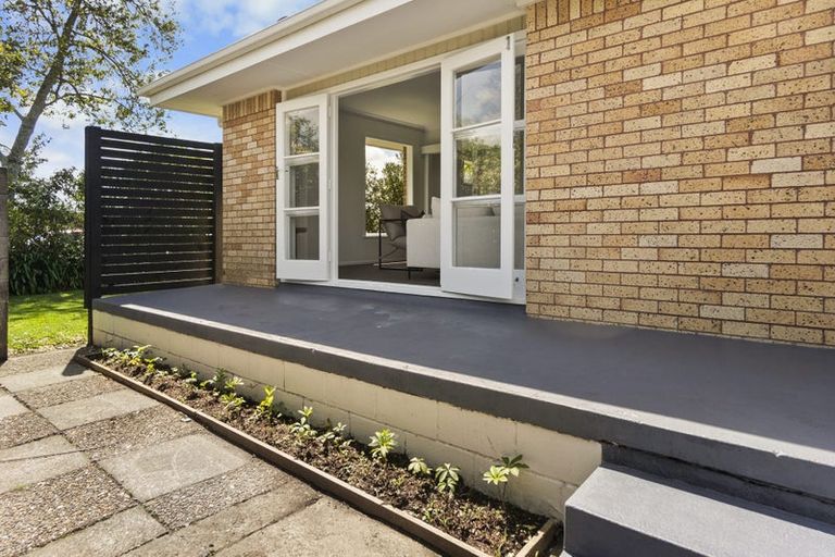 Photo of property in 2 Patricia Avenue, Hamilton East, Hamilton, 3216