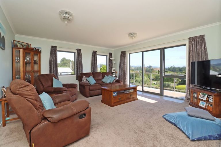 Photo of property in 11 Oakham Street, Hampden, 9410