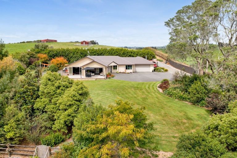 Photo of property in 318 Rugby Road, Tariki, Inglewood, 4388
