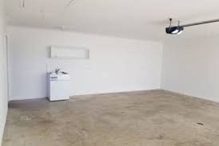 Photo of property in 195 Powderham Street, New Plymouth, 4310