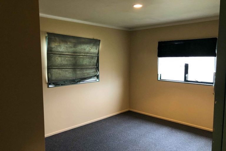 Photo of property in 39 Makora Road, Massey, Auckland, 0614