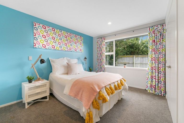 Photo of property in 46 Resolution Drive, Whitby, Porirua, 5024