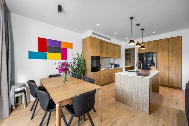Photo of property in 24 Bellfield Lane, Wanaka, 9305