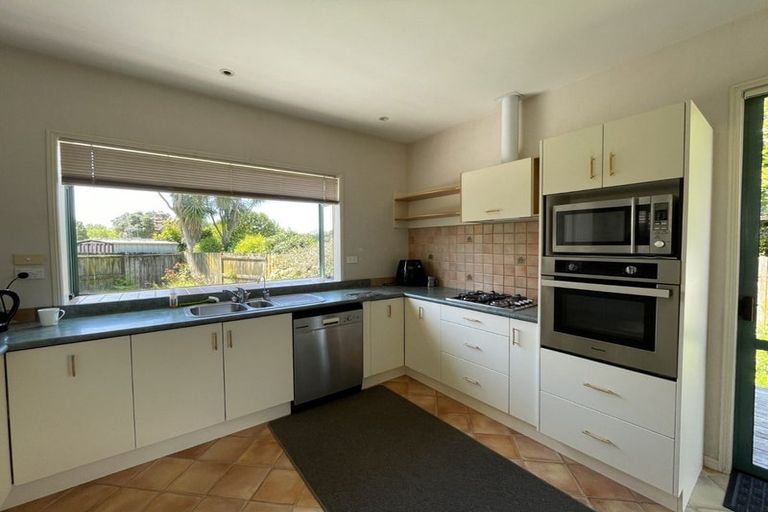 Photo of property in 18 Highgrove Place, Bethlehem, Tauranga, 3110