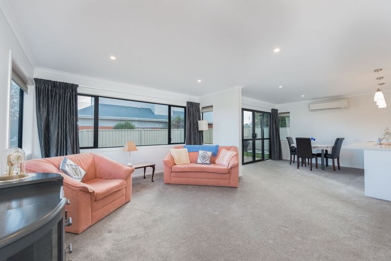 Photo of property in 13a Irvine Street, Mosgiel, 9024