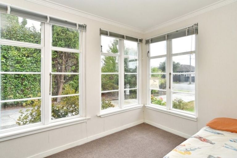 Photo of property in 327 Hills Road, Mairehau, Christchurch, 8013