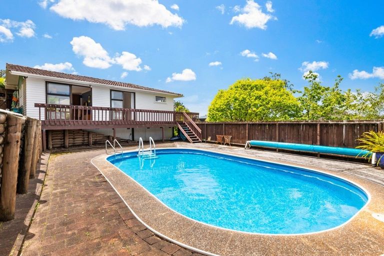 Photo of property in 296 Glenvar Road, Torbay, Auckland, 0630