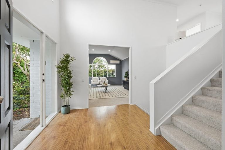 Photo of property in 10 Highgate Place, Somerville, Auckland, 2014