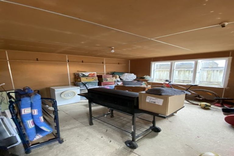 Photo of property in 3 Fairfield Road, Levin, 5510
