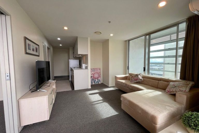 Photo of property in 903/17 Osterley Way, Manukau, Auckland, 2104