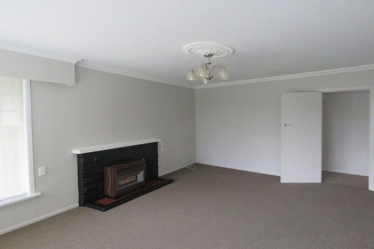 Photo of property in 235 Tukapa Street, Westown, New Plymouth, 4310