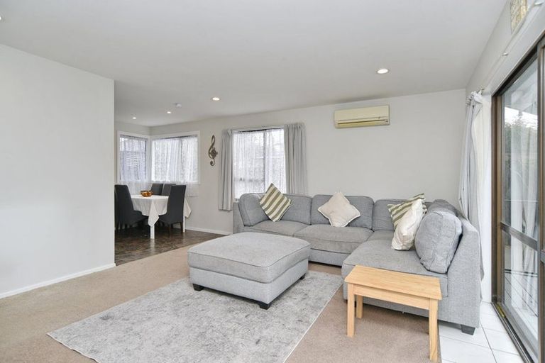 Photo of property in 2/56 Hay Street, Bromley, Christchurch, 8062