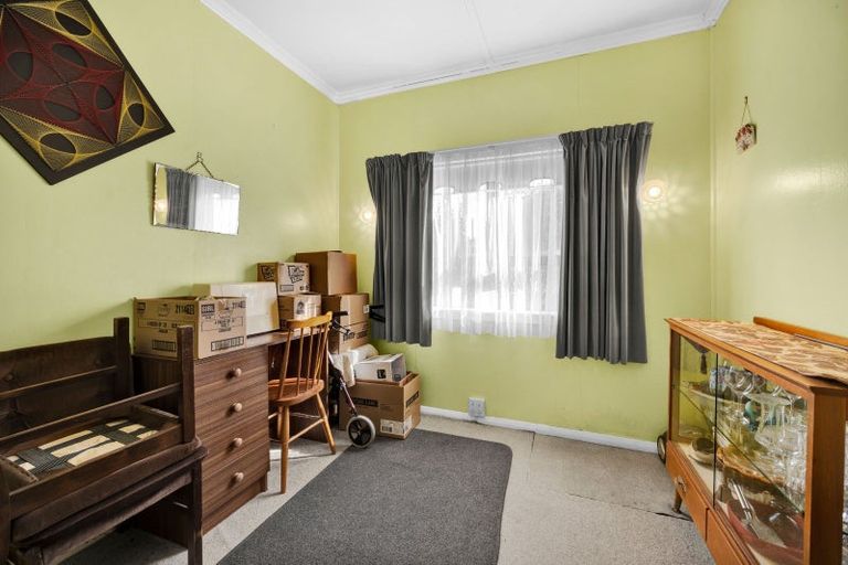 Photo of property in 158 Tasman Street, Opunake, 4616