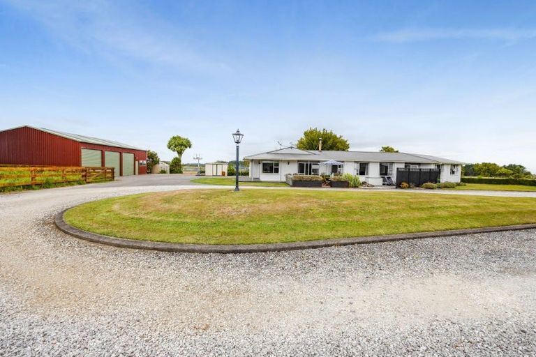 Photo of property in 540 Finnerty Road, Cardiff, Stratford, 4391