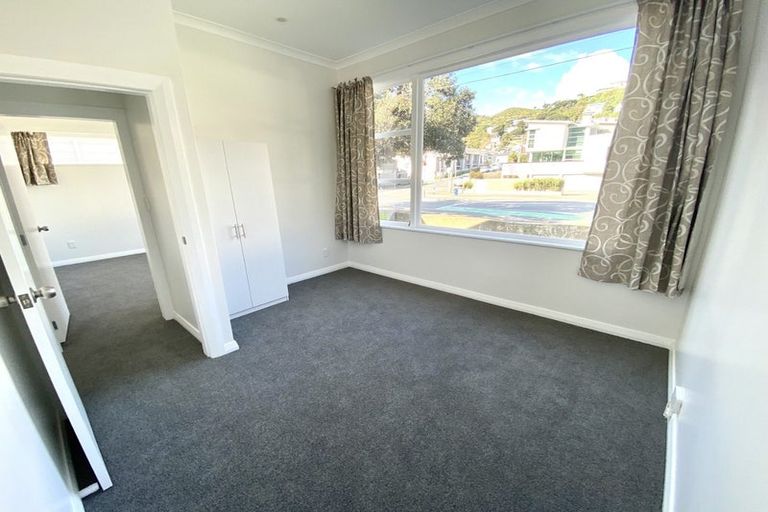 Photo of property in 70 The Parade, Island Bay, Wellington, 6023