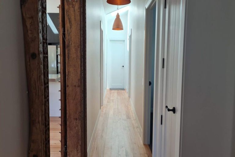 Photo of property in 13 Denbigh Street, Arrowtown, 9302