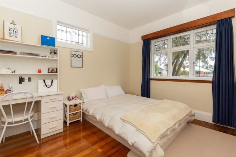 Photo of property in 184 Selwyn Street, Spreydon, Christchurch, 8024