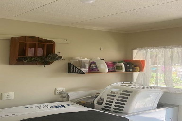 Photo of property in 61 Williams Street, Cambridge, 3434