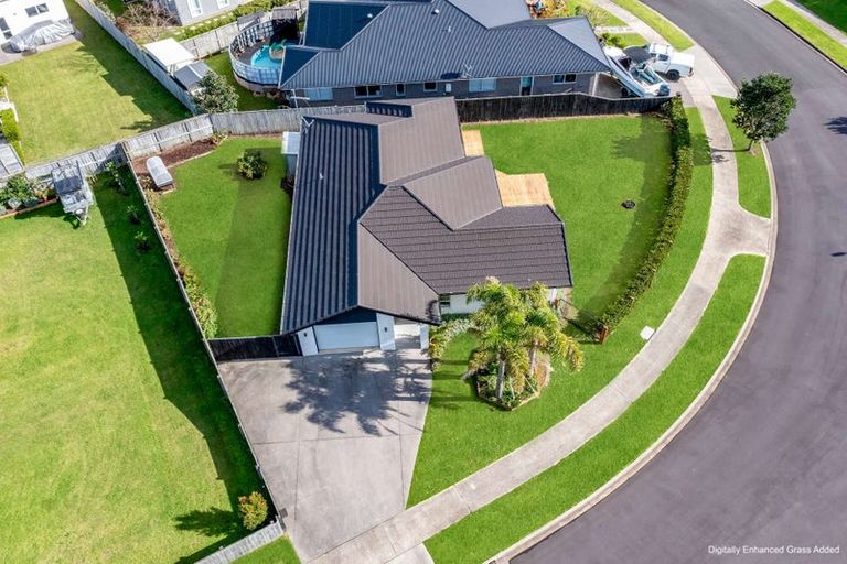 Photo of property in 17 Alf Simpson Drive, Whitianga, 3510