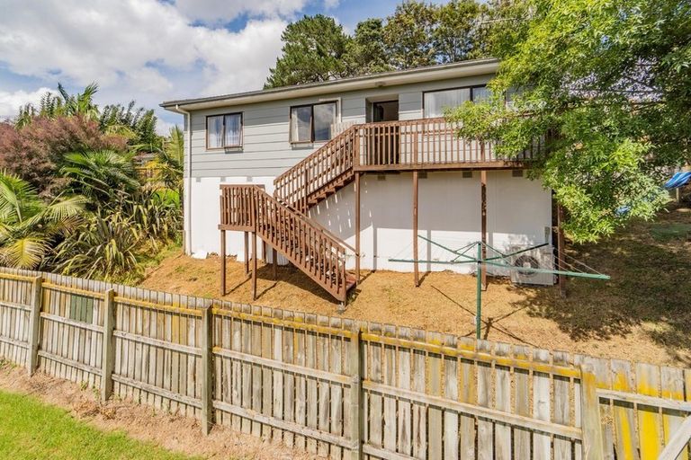 Photo of property in 52 Gallony Avenue, Massey, Auckland, 0614