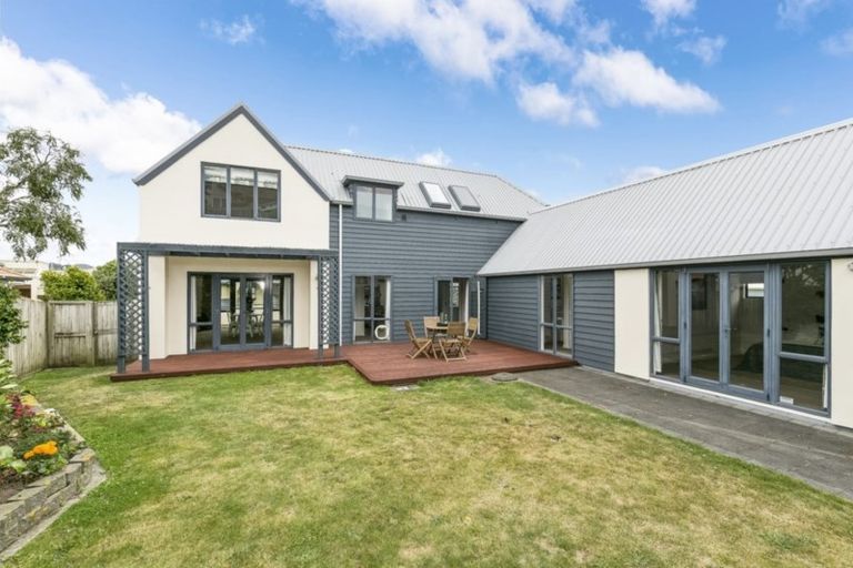 Photo of property in 47 Waverton Terrace, Churton Park, Wellington, 6037