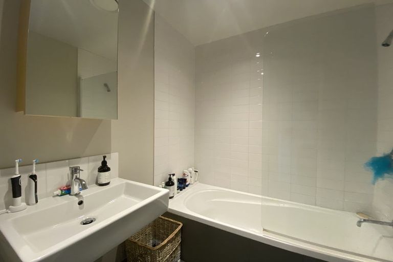 Photo of property in 27/37 Daniell Street, Newtown, Wellington, 6021