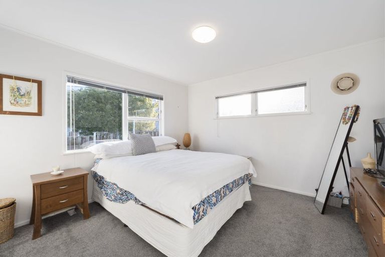 Photo of property in 60 Hilling Street, Titirangi, Auckland, 0604