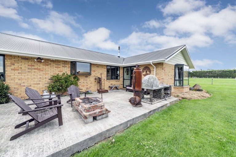 Photo of property in 224 Amberley Beach Road, Amberley, 7481