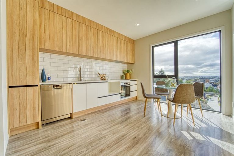 Photo of property in 7 Impatiens Lane, Massey, Auckland, 0614