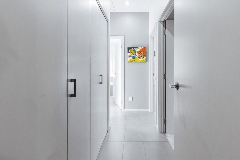 Photo of property in 15 Parata Street, Two Mile Bay, Taupo, 3330