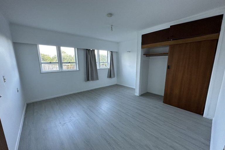 Photo of property in 140a Golf Road, Titirangi, Auckland, 0600