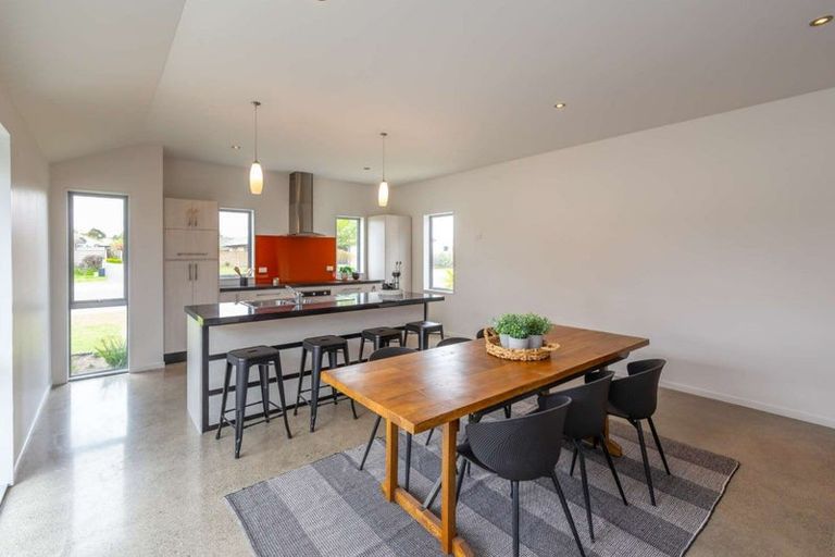 Photo of property in 243 Rolleston Drive, Rolleston, 7614