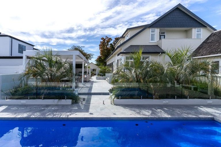 Photo of property in 3 Watford Street, Strowan, Christchurch, 8052