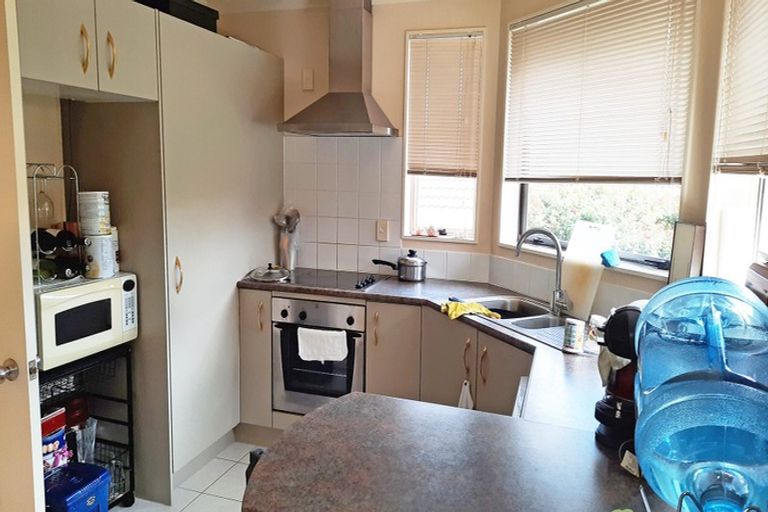 Photo of property in 9a Gendo Avenue, Henderson, Auckland, 0612