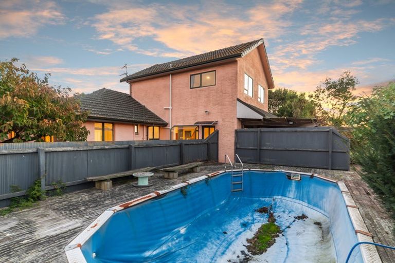 Photo of property in 217 Mairehau Road, Burwood, Christchurch, 8083
