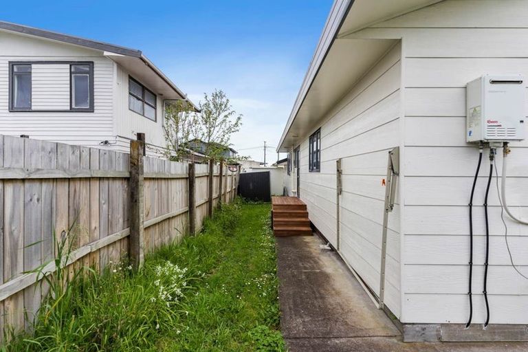 Photo of property in 58a Tironui Road, Takanini, 2112