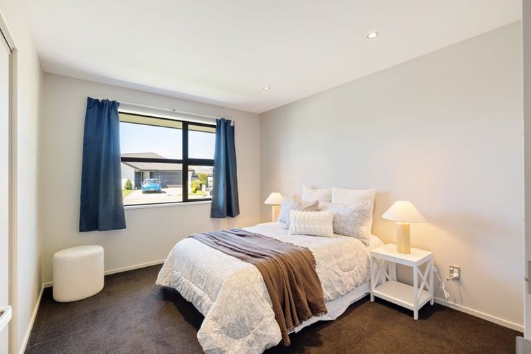 Photo of property in 8 Marble Court, Northwood, Christchurch, 8051