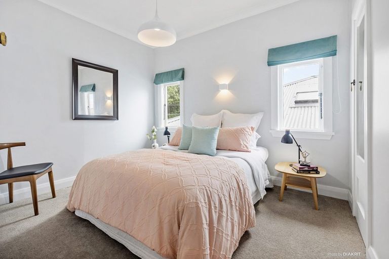 Photo of property in 85 Grant Road, Thorndon, Wellington, 6011