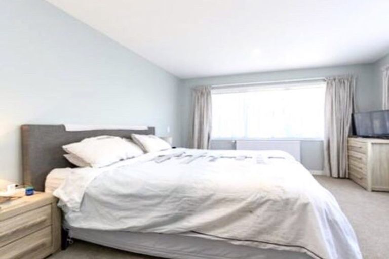 Photo of property in 6 Glide Lane, Whitby, Porirua, 5024