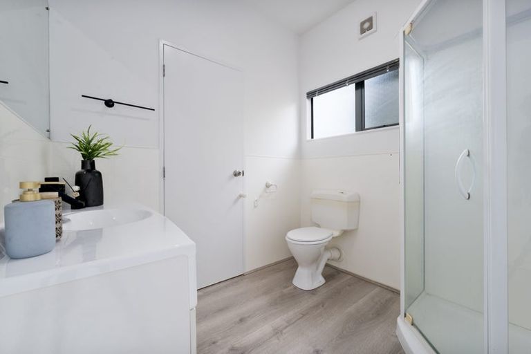 Photo of property in 257 Glengarry Road, Glen Eden, Auckland, 0602