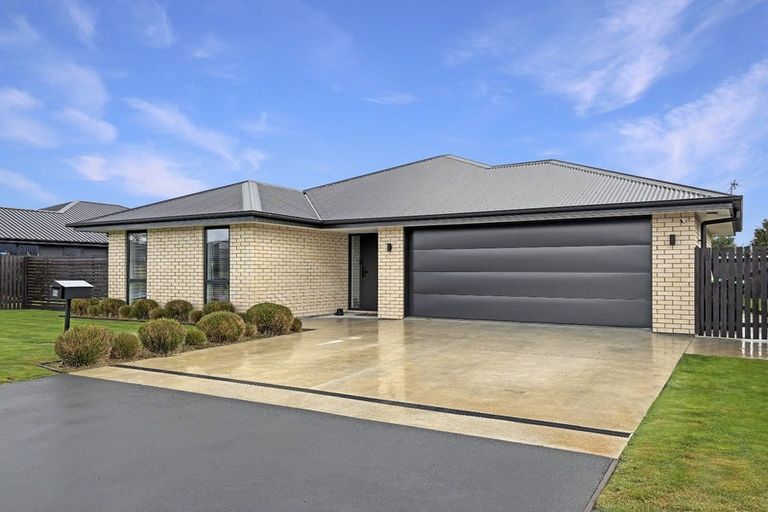 Photo of property in 35 Collisson Street, Leeston, 7632