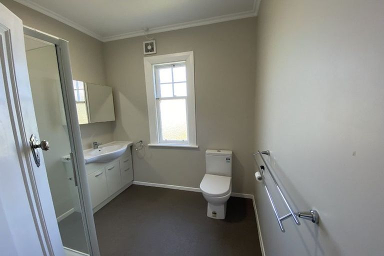 Photo of property in 17 Rakau Road, Hataitai, Wellington, 6021