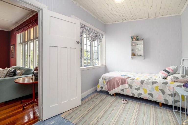 Photo of property in 977 Kakariki Road, Eketahuna, 4995